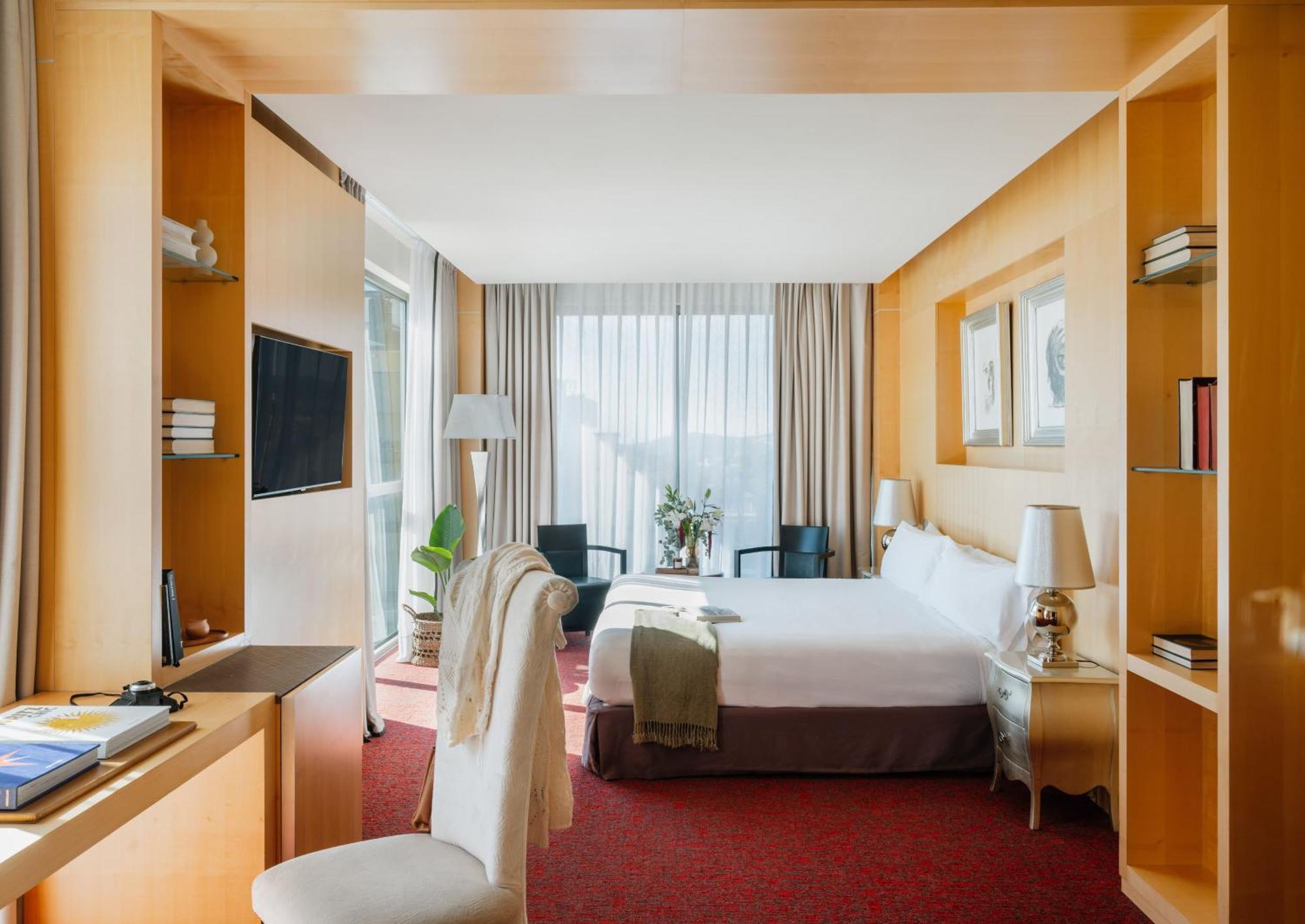 Junior Suite City View